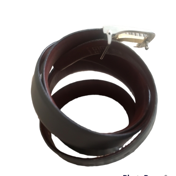 2×HP. Givenchy Reversible Leather Belt - Picture 5 of 14